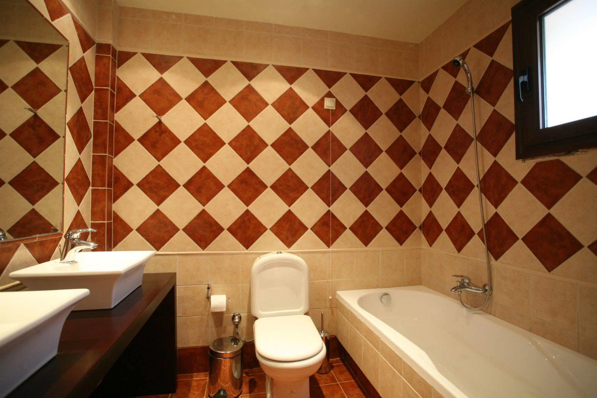 Hotel Tesoro Nikiana Ngoại thất bức ảnh